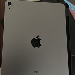 Apple iPad - Sleek Gray Finish